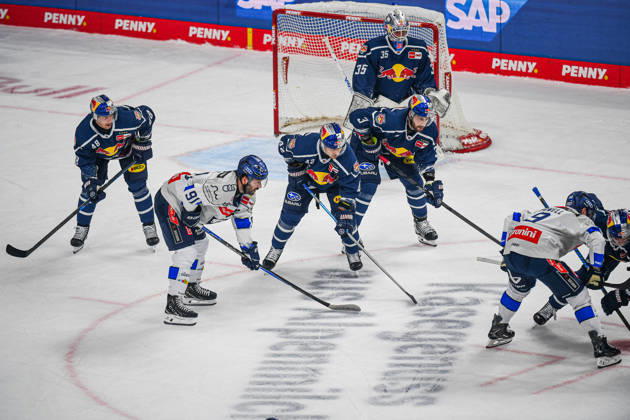 09.10.2026, München, Deutschland. PENNY DEL, Deutsche Eishockey Liga, Saison 2026 27, 7. Spieltag: EHC Red Bull München gegen ERC Ingolstadt im SAP Garden in München. Übersicht von oben.