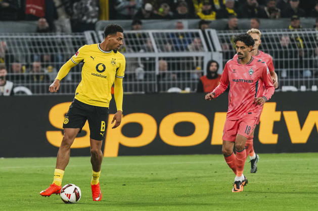 09.10.2026, xjmrgnx, Fussball 1.Bundesliga, Borussia Dortmund - SV Werder Bremen v.l. Felix Nmecha (8, Dortmund) und Eren Dinkci (18, Bremen) (DFL DFB REGULATIONS PROHIBIT ANY USE OF PHOTOGRAPHS as IMAGE SEQUENCES and or QUASI-VIDEO) Dortmund