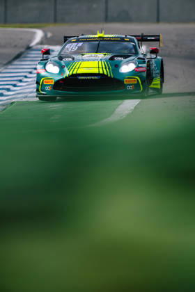 ADAC GT Masters, 11. + 12. Rennen Hockenheim 2026 39 Aston Martin Vantage GT3 EVO, Comtoyou Racing: Jamie Alan Day, Baudouin Detout - picture by Gruppe C Photography Salzburg Salzburgring Germany Copyright: xGruppexCxPhotographyx