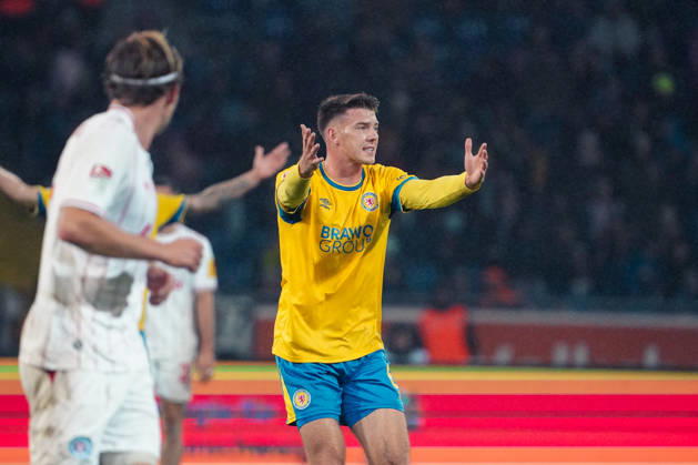 Deutschland: Fussball 2. Bundesliga 2026 2027, 7. Spieltag - Eintracht Braunschweig vs Holstein Kiel - Eintracht-Stadion (Braunschweig): Geste, Gestik, Emotion Florian Flick (Eintracht Braunschweig, 6) Copyright: xAymanxAlahmedx