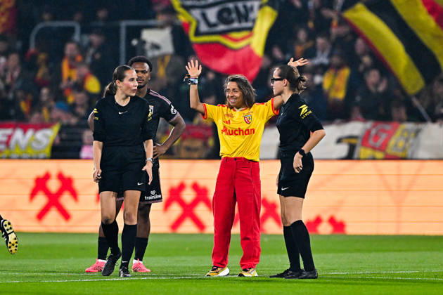 RC Lens v Olympique Lyonnais - Ligue 1 McDonald s 2026 2027 Blandine L HIRONDEL, winner of UTMB 2026 during Ligue 1 McDonald s match between Lens and Lyon at Stade Bollaert-Delelis on October 9, 2026 in Lens, France. Lens France  Copyright: xBaptistexFernandezx 776573289