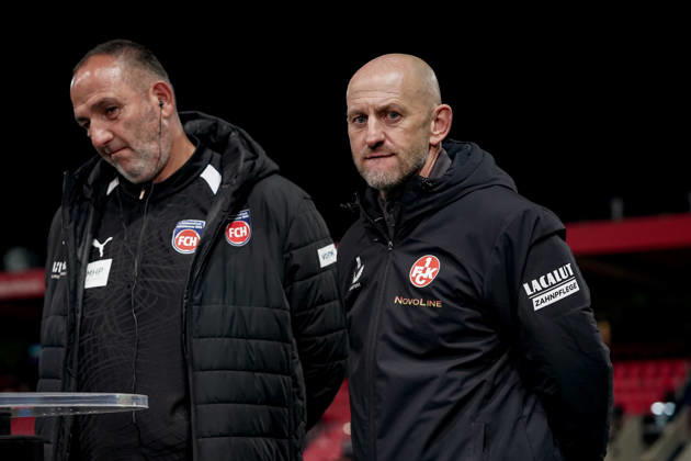 Deutschland: Fussball Saison 2026 2027 , 2. Bundesliga , 7. Spieltag , 1. FC Heidenheim vs. 1. FC Kaiserslautern - Voith-Arena (Heidenheim) : Torsten Lieberknecht (Cheftrainer, 1. FC Kaiserslautern) Mimik, Gesichtsausdruck, Emotion Heidenheim Voith-Arena Deutschland Germany Copyright: xBennetxLongx
