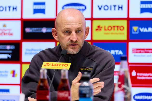 Torsten Lieberknecht (FC Kaiserslautern, Cheftrainer) in der Pressekonferenz nach Spielende GER, 1. FC Heidenheim 1846 vs. 1. FC Kaiserslautern, Fussball, 2. Bundesliga, 7. Spieltag, Spielzeit 2026 2027, 09.10.2026 DFL regulations prohibit any use of photographs as image sequences and or quasi-video. GER, 1. FC Heidenheim 1846 vs. 1. FC Kaiserslautern, Fussball, 2. Bundesliga, 7. Spieltag, Spielzeit 2026 2027, 09.10.2026 Heidenheim an der Brenz Copyright: xEibner-Pressefoto GeraldxOelze-dexStoppanyx EP_ODS