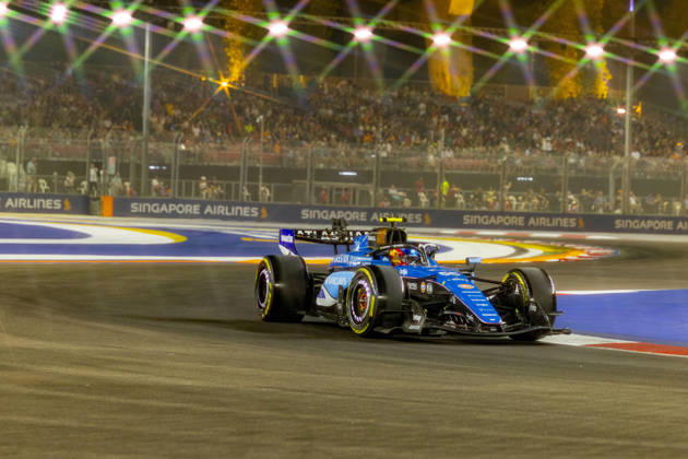 RECORD DATE NOT STATED 9th October 2026; Marina Bay, Singapore; Formula 1, Singapore Grand Prix, Free Practice and Sprint Qualifying Day; Carlos Sainz Jr (55) of Spain and Atlassian Williams F1 Team during qualifying StephenxBlackberry