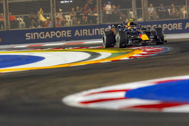 RECORD DATE NOT STATED 9th October 2026; Marina Bay, Singapore; Formula 1, Singapore Grand Prix, Free Practice and Sprint Qualifying Day; Isack Hadjar (6) of France and Oracle Red Bull Racing during qualifying StephenxBlackberry