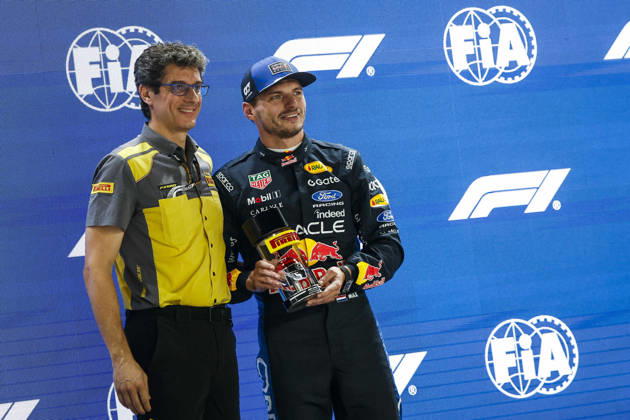 F1 - SINGAPORE GRAND PRIX 2026 VERSTAPPEN Max (nld), Red Bull Racing Ford RB22, MARRAFUSCHI Dario (ita), Motorsport Racing Manager of Pirelli, portrait during the 2026 Formula 1 Singapore Grand Prix, 17th round of the 2026 Formula One World Championship, WM, Weltmeisterschaft from October 9 to 11, 2026 on the Marina Bay Street Circuit, in Singapore, Singapore - SingaporeSingapore Copyright: xJulienxDelfossex