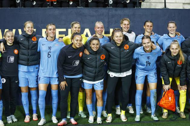 FELCSUT, 09-10-2026 , Pancho Arena, season 2026 2027 , UEFA worldcup qualification football play-offs round 1 , match between Hungary and The Netherlands (women) 1st leg final score 0-8. Pictures shows team celebration after the match Hungary - Netherlands (women)  x208080577x Copyright:
