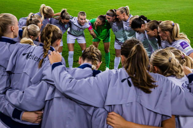 261009 Ada Martine Hegerberg, goalkeeper Cecilie Haustaker Fiskerstrand, Signe Gaupset and Frida Maanum of Norway ahead of the FIFA Women s World Cup Qualifier football match between Romania and Norway on October 9, 2026 in Bucharest. Photo: Marius Simensen BILDBYRAN COP 238 bbeng dam FIFA World Cup, WM, Weltmeisterschaft, Fussball qualifiers football fotball fotboll landskamp norge norway romania soccer vm kvalik vm-kvalifisering kvinner Copyright: MARIUSxSIMENSEN BB261009ZI008