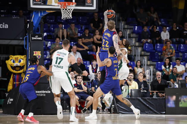 October 9, 2026, Barcelona, Barcelona, Spain: Olek Balcerowski of FC Barcelona, Barca in action during the EuroLeague League Phase MD 4 match played between FC Barcelona and Zalgiris Kaunas at Palau Blaugrana on October 09, 2026 in Barcelona, Spain. Barcelona Spain - ZUMAa181 20261009_zaa_a181_282 Copyright: xJavierxBorregox