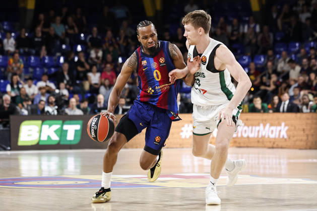 October 9, 2026, Barcelona, Barcelona, Spain: Kevin Paunter of FC Barcelona, Barca and Marius Grigonis Of Zalgiris Kaunas in action during the EuroLeague League Phase MD 4 match played between FC Barcelona and Zalgiris Kaunas at Palau Blaugrana on October 09, 2026 in Barcelona, Spain.and Barcelona Spain - ZUMAa181 20261009_zaa_a181_288 Copyright: xJavierxBorregox