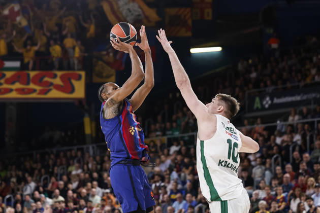 October 9, 2026, Barcelona, Barcelona, Spain: Kevin Paunter of FC Barcelona, Barca and Azuolas Tubelis Of Zalgiris Kaunas in action during the EuroLeague League Phase MD 4 match played between FC Barcelona and Zalgiris Kaunas at Palau Blaugrana on October 09, 2026 in Barcelona, Spain. Barcelona Spain - ZUMAa181 20261009_zaa_a181_292 Copyright: xJavierxBorregox