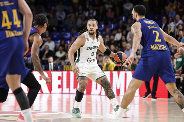 October 9, 2026, Barcelona, Barcelona, Spain: Carsen Edwards Of Zalgiris Kaunas in action during the EuroLeague League Phase MD 4 match played between FC Barcelona, Barca and Zalgiris Kaunas at Palau Blaugrana on October 09, 2026 in Barcelona, Spain. Barcelona Spain - ZUMAa181 20261009_zaa_a181_306 Copyright: xJavierxBorregox