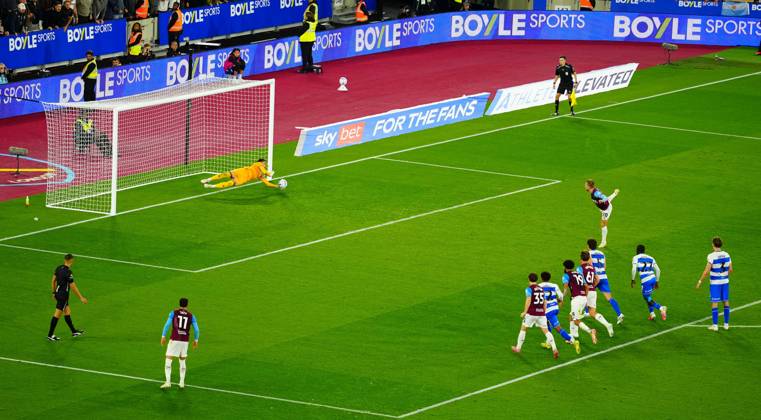 QPR goalkeeper Pierce Charles saves a penalty from Jarrod Bowen of West Ham United West Ham United v Queens Park Rangers, EFL Championship, Football, London Stadium, London, UK - 09 Oct 2026London London Stadium United Kingdom EDITORIAL USE ONLY No use with unauthorised audio, video, data, fixture lists, club league logos or live services. Online in-match use limited to 120 images, no video emulation. No use in betting, games or single club league player publications. Copyright: xJavierxGarcia Shutterstockx 17195977aw