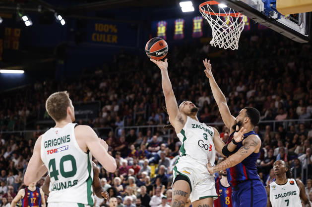 October 9, 2026, Barcelona, Barcelona, Spain: Carsen Edwards Of Zalgiris Kaunas in action during the EuroLeague League Phase MD 4 match played between FC Barcelona, Barca and Zalgiris Kaunas at Palau Blaugrana on October 09, 2026 in Barcelona, Spain. Barcelona Spain - ZUMAa181 20261009_zaa_a181_309 Copyright: xJavierxBorregox