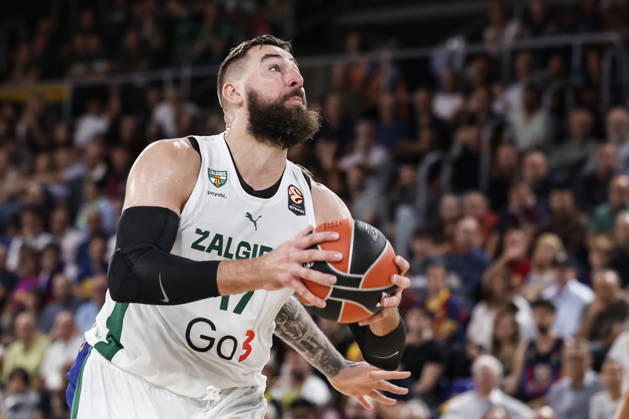 October 9, 2026, Barcelona, Barcelona, Spain: Jonas Valanciunas Of Zalgiris Kaunas in action during the EuroLeague League Phase MD 4 match played between FC Barcelona, Barca and Zalgiris Kaunas at Palau Blaugrana on October 09, 2026 in Barcelona, Spain. Barcelona Spain - ZUMAa181 20261009_zaa_a181_312 Copyright: xJavierxBorregox