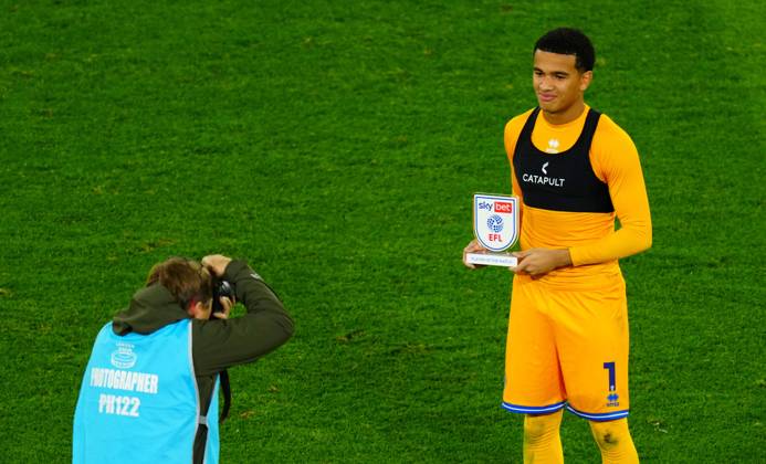 QPR goalkeeper Pierce Charles photographed with his player of the match trophy affter his last minute penalty save West Ham United v Queens Park Rangers, EFL Championship, Football, London Stadium, London, UK - 09 Oct 2026London London Stadium United Kingdom EDITORIAL USE ONLY No use with unauthorised audio, video, data, fixture lists, club league logos or live services. Online in-match use limited to 120 images, no video emulation. No use in betting, games or single club league player publications. Copyright: xJavierxGarcia Shutterstockx 17195977bc
