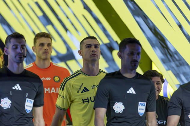 Al Nassr v Al Draih - Saudi Pro League RIYADH, SAUDI ARABIA - OCTOBER 9: Cristiano Ronaldo (C) of Al-Nassr is seen ahead of the Saudi Pro League (SPL) match between Al Nassr and Al Draih at the King Saud University Stadium in Riyadh, Saudi Arabia on October 9, 2026. Mohammed Saad Anadolu Riyadh Saudi Arabia. Editorial use only. Please get in touch for any other usage.  Copyright: x2026xAnadoluxMohammedxSaadx