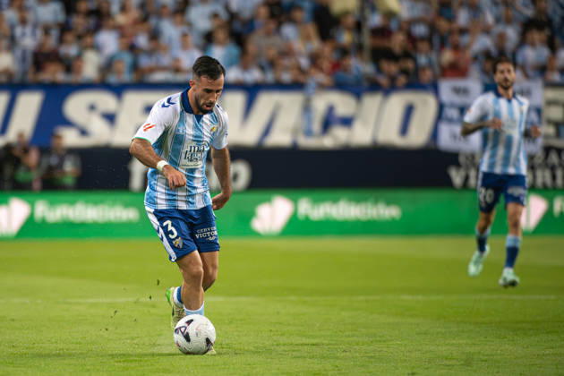 ESP: Malaga CF vs RCD Espanyol - La Liga Hypermotion MALAGA, SPAIN - OCTOBER 9: Carlos Puga of Malaga CF during the match between Malaga CF and RCD Espanyol of La Liga Hypermotion on October 9, 2026 at La Rosaleda Stadium in Malaga, Spain. (Photo by Samuel Carreno) Copyright: xSamuelxCarrenox samcargad_091026_41-4