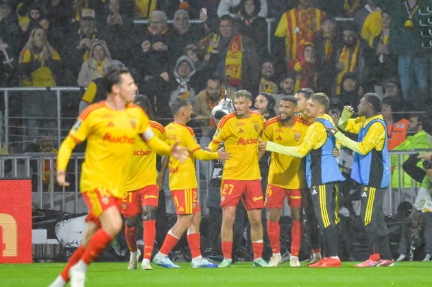 FOOTBALL : RC Lens vs Olympique Lyonnais - Ligue 1 - JournÃ e 6 - 09 10 2026 Joie des joueurs du RC Lens aprÃ s le but de Matthieu Udol (RC Lens) LensFrance  Copyright: xBaptistexAutissierx