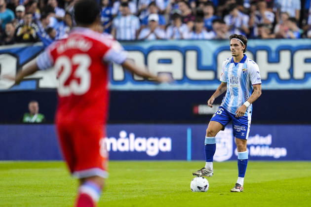 October 9, 2026, Malaga, Malaga, Spain: Angel Recio of Malaga CF in action during the Spanish league, LaLiga EA Sports, football match played between Malaga CF and RCD Espanyol at La Rosaleda stadium on October 9, 2026, in Malaga, Spain. Malaga Spain - ZUMAa181 20261009_zaa_a181_329 Copyright: xJoaquinxCorcherox