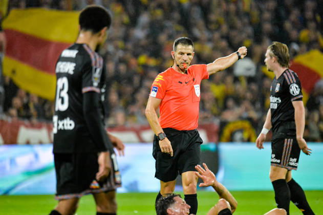 FOOTBALL : RC Lens vs Olympique Lyonnais - Ligue 1 - JournÃ e 6 - 09 10 2026 JÃ rÃ my Stinat (Arbitre Central) LensFrance  Copyright: xBaptistexAutissierx