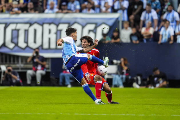 October 9, 2026, Malaga, Malaga, Spain: Chupe of Malaga CF and Leandro Cabrera of RCD Espanyol in action during the Spanish league, LaLiga EA Sports, football match played between Malaga CF and RCD Espanyol at La Rosaleda stadium on October 9, 2026, in Malaga, Spain. Malaga CF V RCD Espanyol - LaLiga EA Sports  - ZUMAa181 20261009_zaa_a181_363 Copyright: xJoaquinxCorcherox