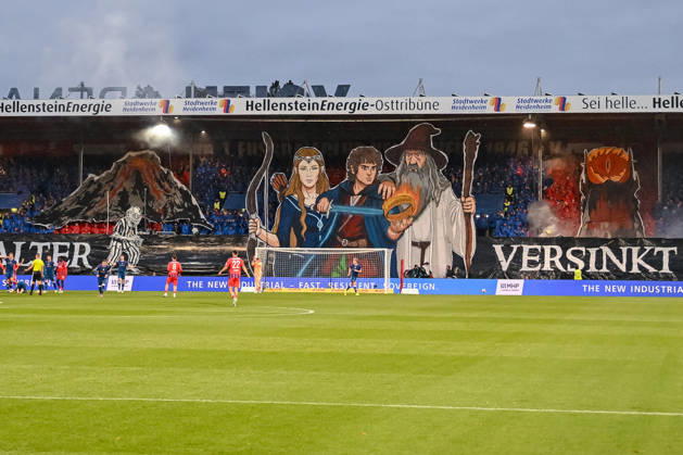 Heidenheim Fans machen eine choreographie waehrend des spiels der 2. Bundesliga zwischen 1. FC Heidenheim und 1. FC Kaiserslautern, Voith-Arena am 09. October 2026 in Heidenheim an der Brenz, Deutschland. (Foto von Harry Langer DeFodi Images) +++ Heidenheim Supporters doing a choreography during the 2nd Bundesliga match between 1. FC Heidenheim and 1. FC Kaiserslautern at Voith-Arena on October 9, 2026 in Heidenheim an der Brenz, Germany. (Photo by Harry Langer DeFodi Images) DFB DFL REGULATIONS PROHIBIT ANY USE OF PHOTOGRAPHS AS IMAGE SEQUENCES AND OR QUASI-VIDEO. (Photo by Harry Langer DeFodi Images) DFB DFL REGULATIONS PROHIBIT ANY USE OF PHOTOGRAPHS AS IMAGE SEQUENCES AND OR QUASI-VIDEO. -