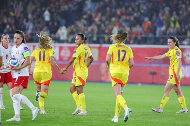 SOCCER WOMEN UEFA BELGIUM VS SCOTLAND Belgian players celebrating the goal of Elena Dhont (13) of Belgium (1-0) during a women football game between the national teams of Belgium , called the Red Flames , and Poland on Round 1 of Play Offs, first leg of the 2026-27 UEFA Women s European Qualifiers competition , on Saturday 9 October 2026 in Leuven , BELGIUM . PHOTO SPORTPIX Sevil OKTEM Leuven Den Dreef BELGIUM  Copyright: xSportpix.bex xSevilxOKTEMxSevilxOKTEMx