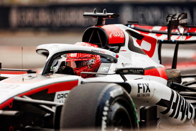 October 9, 2026, Singapore, Singapore: Esteban Ocon of France drives the (31) TGR Haas F1 Team VF-26 during practice session one ahead of the F1 Grand Prix of Singapore at the Marina Bay Street Circuit. Singapore Singapore - ZUMAs197 20261009_aaa_s197_298 Copyright: xGeorgexHitchensx