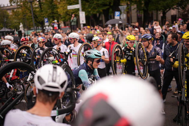 Spain s Pello Bilbao Lopez De Armentia of Bahrain Victorious during the 120th edition of the Il Lombardia, Tour of Lombardy cycling race, a 239 km one day race from Bergamo to Como on October 10, 2026, Italy.  Copyright: xMarcoxAlpozzi xLaPressex