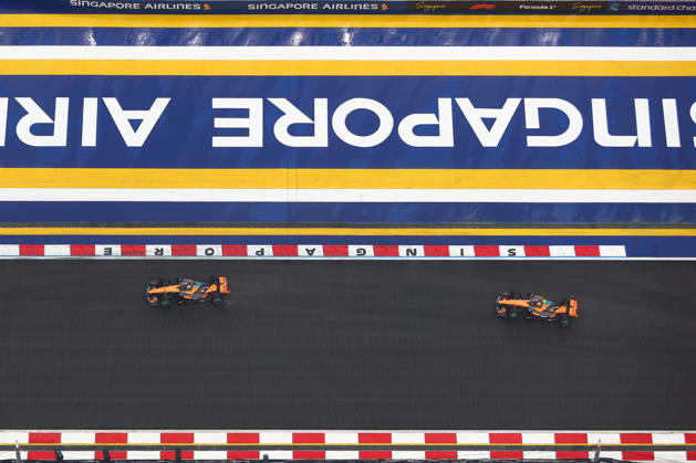 2026 Formula 1 Singapore Grand Prix SINGAPORE - OCT 10: McLaren s drivers, Oscar Piastri (L) and Lando Norris, take part in the Sprint Session, during the Formula One Grand Prix of Singapore, at the Marina Bay Street Circuit in Singapore, on October 10, 2026. Daniel Ceng Anadolu Singapore Singapore. Editorial use only. Please get in touch for any other usage.  Copyright: x2026xAnadoluxDanielxCengx