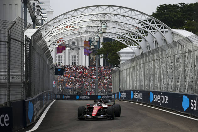 F1 - SINGAPORE GRAND PRIX 2026 16 LECLERC Charles (mco), Scuderia Ferrari SF-26, action, rain, pluie, during the 2026 Formula 1 Singapore Grand Prix, 17th round of the 2026 Formula One World Championship, WM, Weltmeisterschaft from October 9 to 11, 2026 on the Marina Bay Street Circuit, in Singapore, Singapore - SingaporeSingapore Copyright: xDPPIx