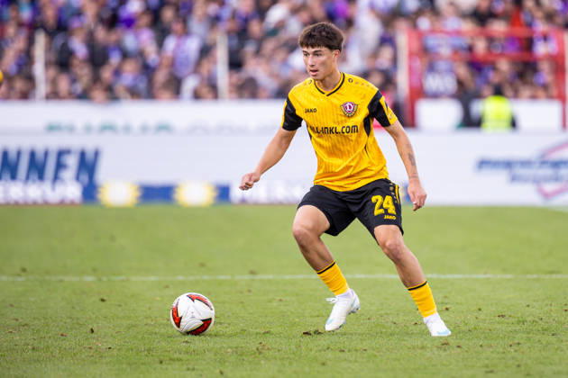 Patrice Covic (SG Dynamo Dresden, 24) am Ball GER, VfL Osnabrueck vs. SG Dynamo Dresden, Fussball, 2. Bundesliga, 7. Spieltag, Spielzeit 2026 2027, 10.10.2026 DFL Regulations prohibit any use of photographers as image sequences and or quasi-video. GER, VfL Osnabrueck vs. SG Dynamo Dresden, Fussball, 2. Bundesliga, 7. Spieltag, Spielzeit 2026 2027, 10.10.2026 Osnabrueck Copyright: xEibner-Pressefoto JanxRollingerx EP_JSK