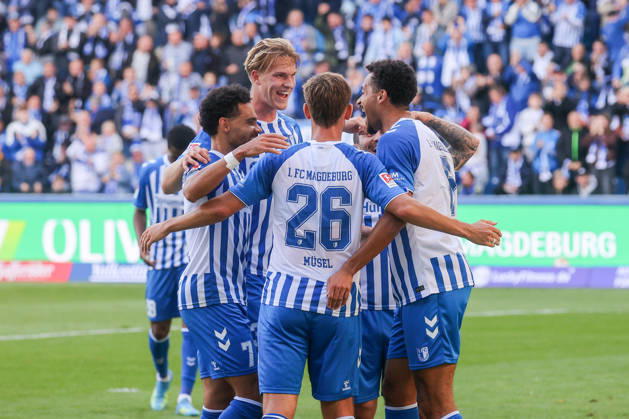 10.10.2026, xgox, Fussball - 2.Bundesliga 1.FC Magdeburg - Hannover 96 emspor, v.l. Jubel nach dem 2:0 durch Emmanuel Iyoha (Magdeburg, 8) (DFL DFB REGULATIONS PROHIBIT ANY USE OF PHOTOGRAPHS as IMAGE SEQUENCES and or QUASI-VIDEO) Magdeburg