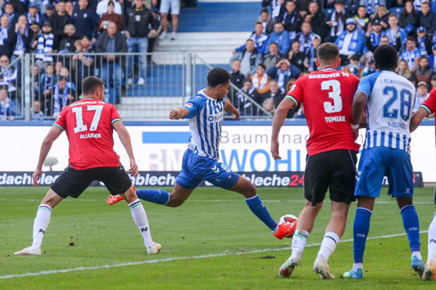 10.10.2026, xgox, Fussball - 2.Bundesliga 1.FC Magdeburg - Hannover 96 emspor, v.l. Tor zum 2:0 durch Emmanuel Iyoha (Magdeburg, 8) (DFL DFB REGULATIONS PROHIBIT ANY USE OF PHOTOGRAPHS as IMAGE SEQUENCES and or QUASI-VIDEO) Magdeburg