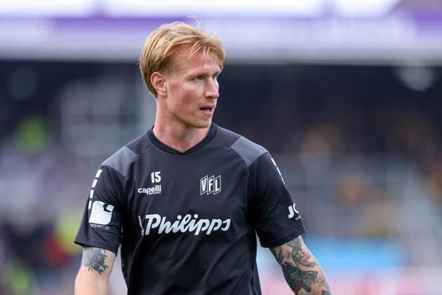2026.10.10, xkwix, Fußball, 2. Bundesliga, VfL Osnabrück - SG Dynamo Dresden, Stadion an der Bremer Brücke, 7.Spieltag, Saison 2026 2027: Bjarke Jacobsen (VfL Osnabrueck 15) beim aufwaermen DFB regulations prohibit any use of photographs as image sequences and or quasi-video. Photo: xKamilxWilkowskixPressefotoKochx Niedersachsen Deutschland
