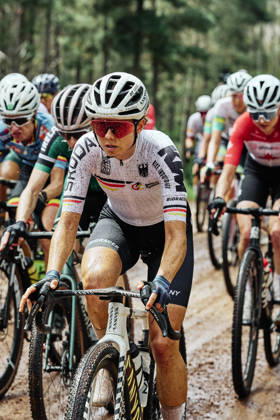 2026 UCI Gravel World Championships Picture by James Raison SWpix.com - 10 10 2026 - Cycling - 2026 UCI Gravel World Championships - Nannup, Western Australia, Australia - Women™s Elite - The peloton, Germany Nannup Australia Copyright: x xSWpix.comx(t axPhotographyxHubxLtd)xJamesxRaison SWpix.comx SWP-3030-24275