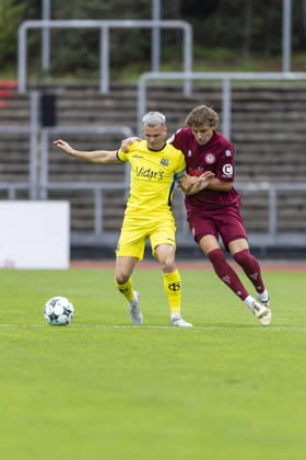 3. Liga, Fortuna Köln - 1. FC Saarbrücken; 10.10.2026 Florian Pick (1. FC Saarbrücken, 20), Maximilian Fischer (Fortuna Köln, 3). 3. Liga, Fortuna Köln - 1. FC Saarbrücken, 8. Spieltag, am 10.10.2026, Südstadion, Köln. DFB regulations prohibit any use of photographs as image sequences and or quasi-video Copyright: xBEAUTIFULxSPORTS Meuselx
