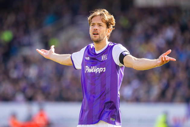 Jannik Mueller (VfL Osnabrueck, 24) reagiert veraergert GER, VfL Osnabrueck vs. SG Dynamo Dresden, Fussball, 2. Bundesliga, 7. Spieltag, Spielzeit 2026 2027, 10.10.2026 DFL Regulations prohibit any use of photographers as image sequences and or quasi-video. GER, VfL Osnabrueck vs. SG Dynamo Dresden, Fussball, 2. Bundesliga, 7. Spieltag, Spielzeit 2026 2027, 10.10.2026 Osnabrueck Copyright: xEibner-Pressefoto JanxRollingerx EP_JSK