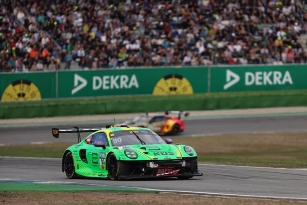 Hockenheim, Deutschland 09.- 11. Oktober 2026: DTM - 2026 - Saisonfinale - Hockenheimring - Samstag Rennen 1 Im Bild: Ricardo Feller (SUI 90) im kaputten Auto Hockenheimring Baden Württemberg Copyright: xFotostandx xFWMEDIAx