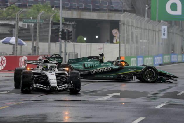 October 10, 2026, Singapore, Tamilnadu, Singapore: George Russell of Mercedes and Sergio Perez of Cadillac collide during the sprint on Saturday 10th October , Singapore Grand Prix 2026, Marina Bay Street Circuit. Singapore Singapore - ZUMAc251 20261010_znp_c251_022 Copyright: xVikramxChandrasekarx