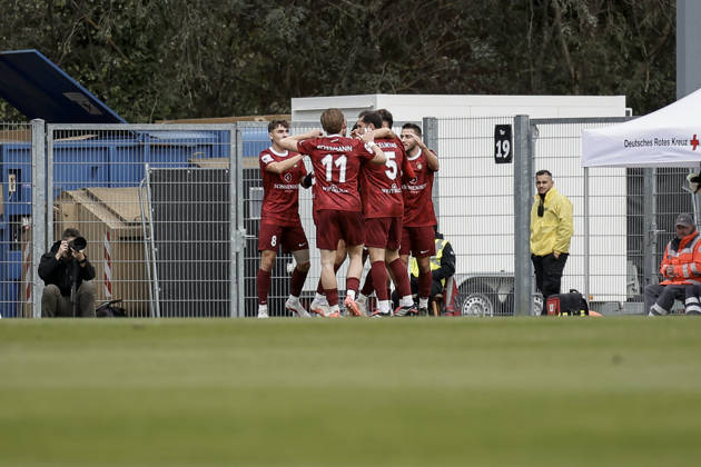 10.10.2026, xhettx, Fussball 3.Liga, SG Sonnenhof Grossaspach - SV Waldhof Mannheim v.l. Jubel über das 1:0 durch Luca Molinari (SG Sonnenhof Großaspach, 21)