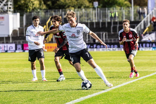 SSV Ulm 1846 Fußball vs. Eintracht Frankfurt II, Fussball, Regionalliga Südwest, 11. Spieltag, Donaustadion Ulm 10.10.26 Benjamin Goller (SSV Ulm 1846 Fußball, 07) SSV Ulm 1846 Fußball vs. Eintracht Frankfurt II, Fussball, Regionalliga Südwest, 11. Spieltag, Donaustadion Ulm 10.10.26 Foto: Lucca Fundel Ulm Donaustadion Baden-Württemberg Deutschland