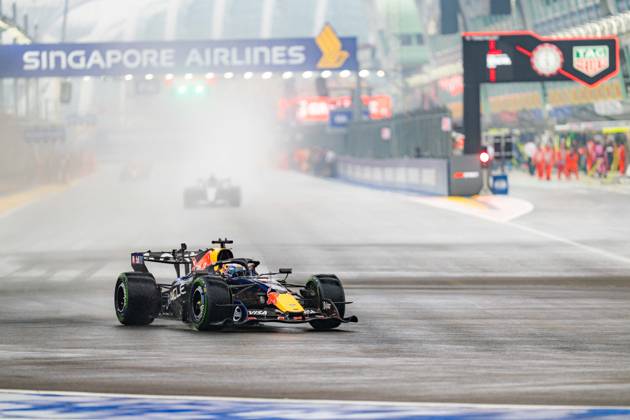2026 Formula 1 Singapore Grand Prix - Sprint MAX VERSTAPPEN 1 (NED) of Oracle Red Bull Racing (Red Bull Racing RB22) during Qualifying day on Saturday during the Formula 1 Singapore Airlines Singapore Grand Prix 2026 at Marina Bay Street Circuit, Singapore, on October 10, 2026. Photo by Antoine LAPEYRE Reveries Agency via ABACAPRESS.COM Singapore Singapore  Copyright: xAntoinexLapeyre ReveriesxAgency ABACAx
