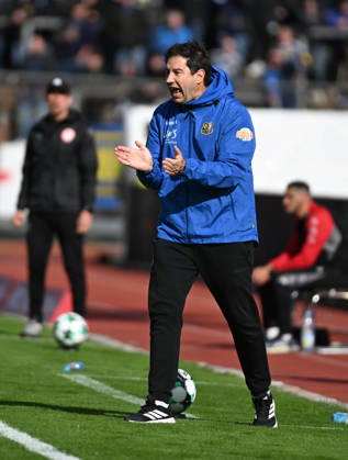 10.10.2026, xophax, Fussball 3.Liga, Fortuna Koeln - Saarbrücken.Trainer Argirios Giannikis ( Saarbrücken ) Koeln