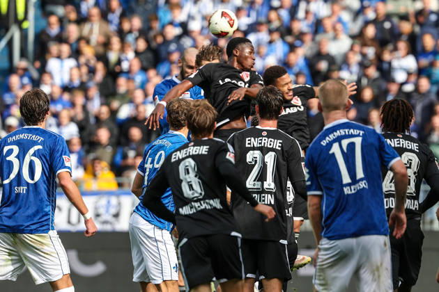 2026.10.10 Fussball 2.Bundesliga SV Darmstadt 98 - Energie Cottbus v.l., Aleksander Vukovic (SV Darmstadt 98) scores the goal to 2:1 Copyright: HMBxMedia JoaquimxFerreira