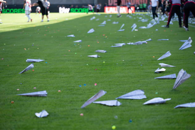 ESP: LaLiga EA Sports Rayo Vallecano v Athletic Club Paper balls and airplanes thrown in Vallecas as a form of protest against Martin Presa president of Rayo Vallecano during LaLiga EA Sports between Rayo Vallecano v Athletic Club played at Vallecas Stadium in Madrid on October 10, 2026 in Spain Spain Futbol Copyright: xAgenciaxLOFx