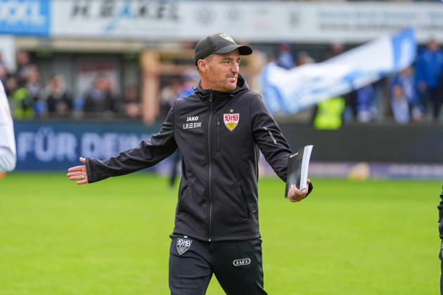Deutschland: Fussball, 3. Liga, 8. Spieltag, Hänsch-Arena, Meppen, Emsland, Niedersachsen, SV Meppen vs. VfB Stuttgart U21, U 21 VfB Stuttgart II: Nico Willig (Trainer, VfB Stuttgart U21) Copyright: xMichelxWittex