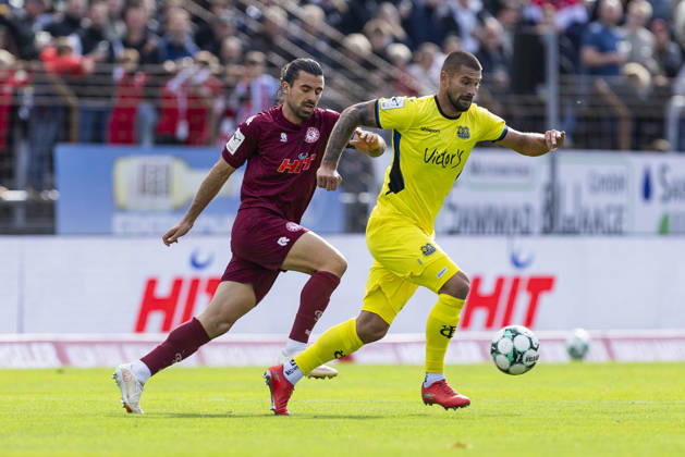 3. Liga, Fortuna Köln - 1. FC Saarbrücken; 10.10.2026 Kai Brünker (1. FC Saarbrücken, 9), David Haider Al-Azzawe (Fortuna Köln, 15). 3. Liga, Fortuna Köln - 1. FC Saarbrücken, 8. Spieltag, am 10.10.2026, Südstadion, Köln. DFB regulations prohibit any use of photographs as image sequences and or quasi-video Copyright: xBEAUTIFULxSPORTS Meuselx