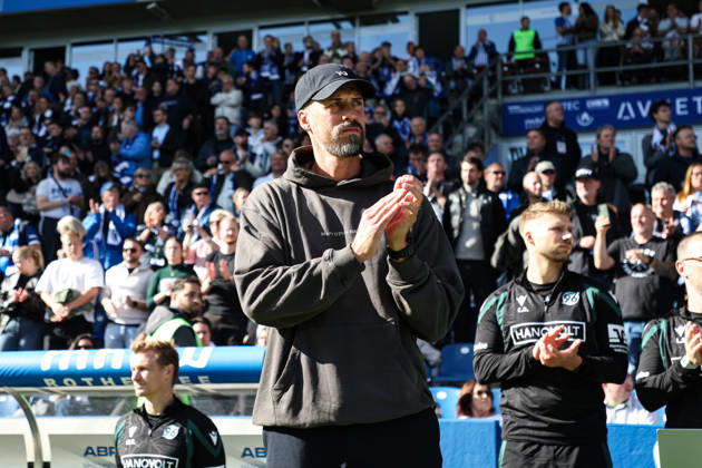 Trainer Sandro Wagner (Hannover 96) - 2. Fussball Bundesliga Saison 2026-2027 1. FC Magdeburg vs. Hannover 96 in der Avnet Arena in Magdeburg - Fußball,Mann,Männer,Deutschland,10.10.2026
